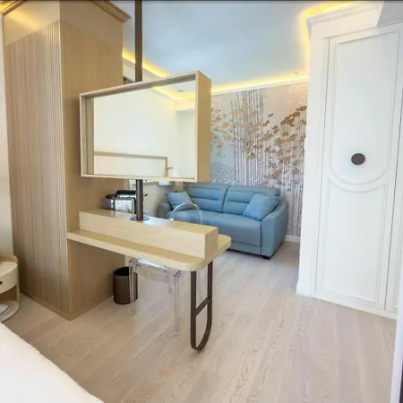 Hotel Ivory Dimora Di Charme Terracina